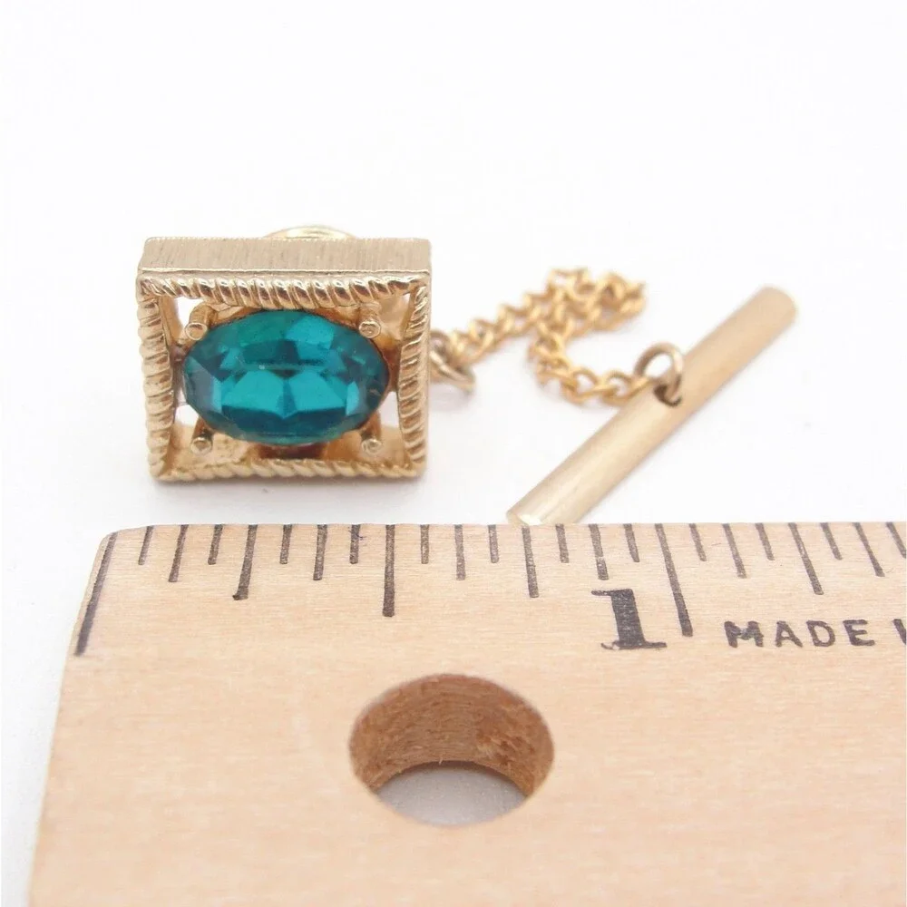 Vintage Swank Blue Aquamarine Crystal Gold Tone Square Rope Border Men Tie Tack
